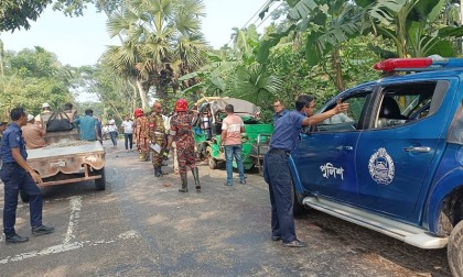 রাজাপুরে সড়ক দুর্ঘটনায় দুইজন নিহত